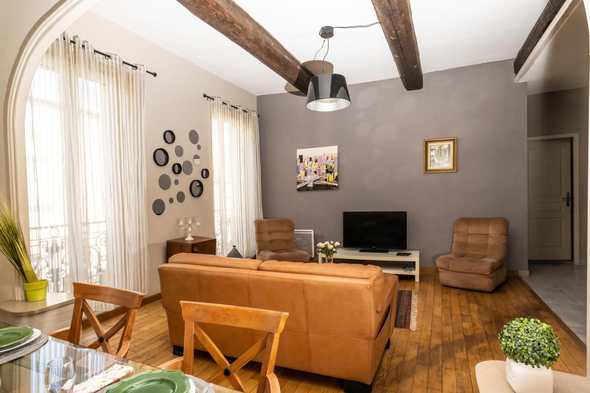 Saëns 4-T3 avec garage privé optionnel-Centre historique et plages à 16km ! Béziers Esterno foto