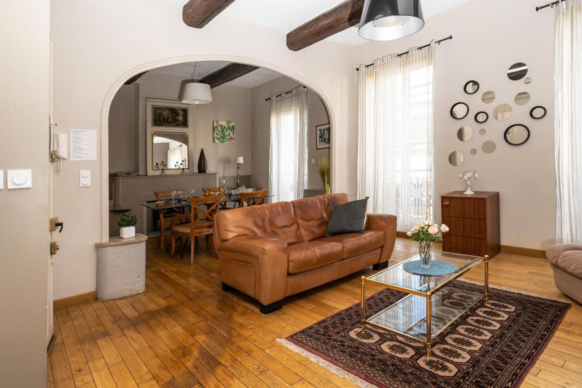 Saëns 4-T3 avec garage privé optionnel-Centre historique et plages à 16km ! Béziers Esterno foto