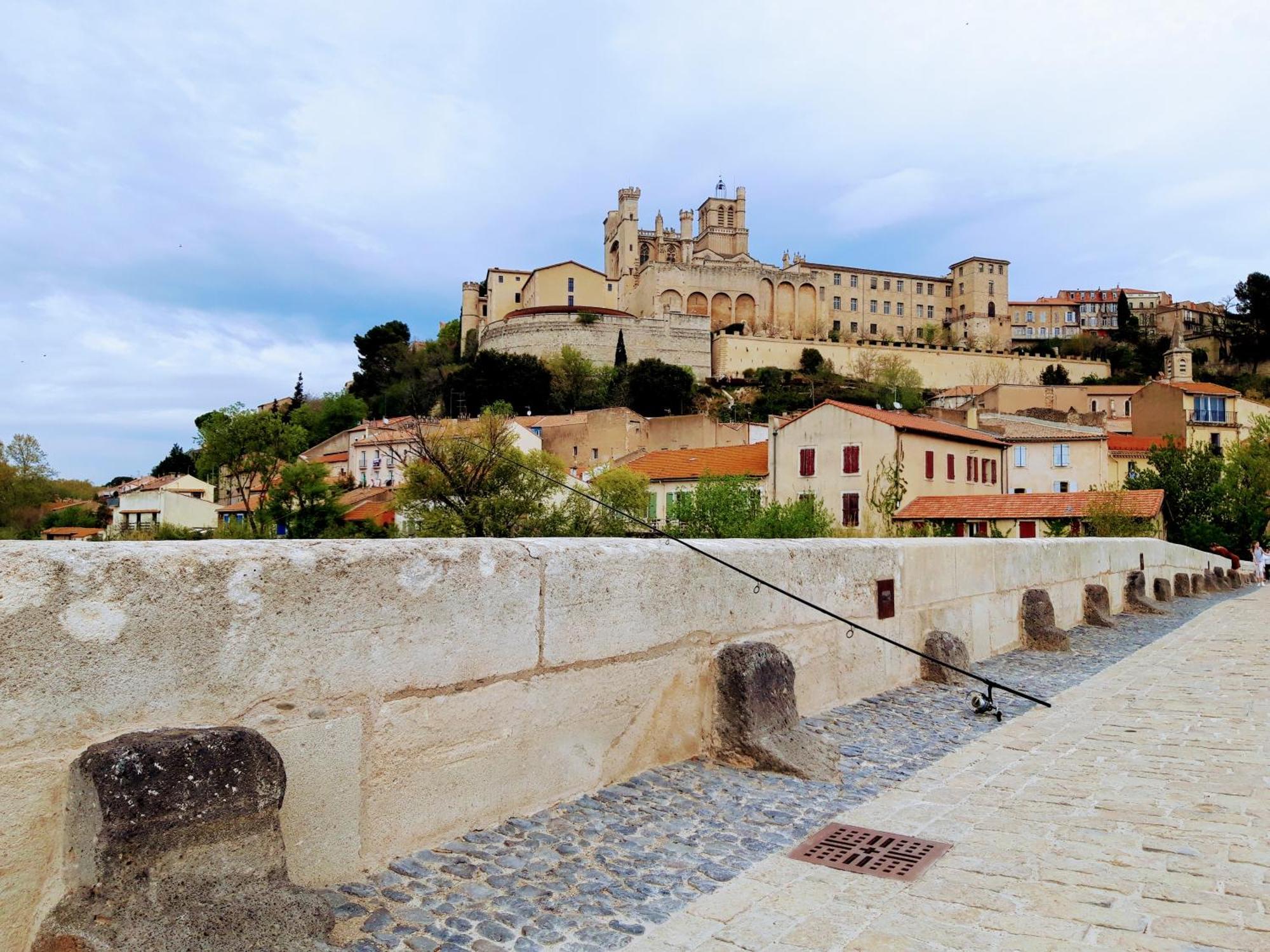 Saëns 4-T3 avec garage privé optionnel-Centre historique et plages à 16km ! Béziers Esterno foto
